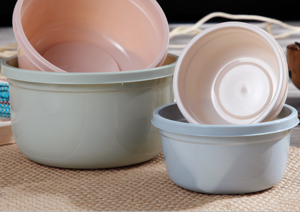 Nookivo 5-Piece Stackable Food Storage Set
